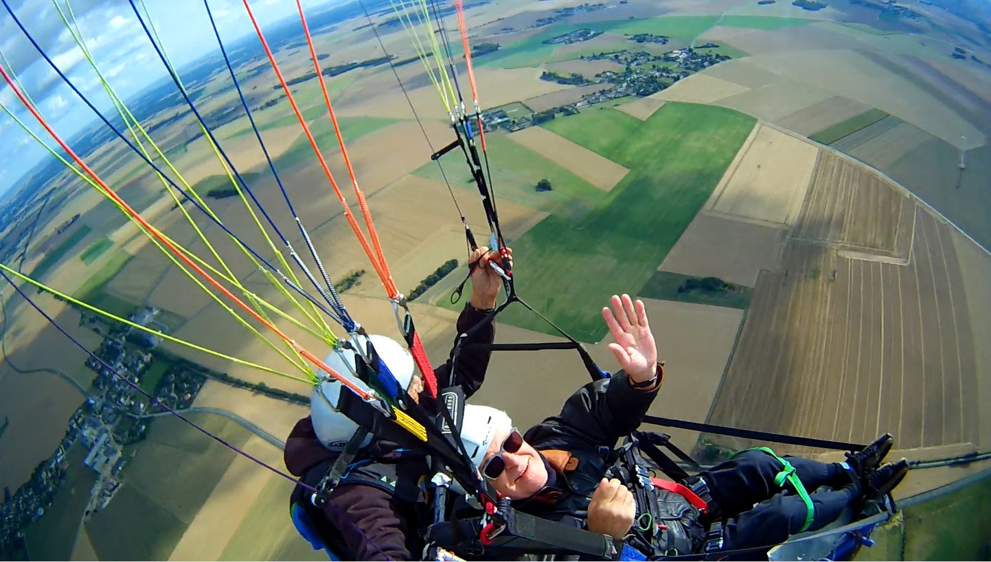 Handiciel - Du parapente pour les personnes touchées par le handicap 